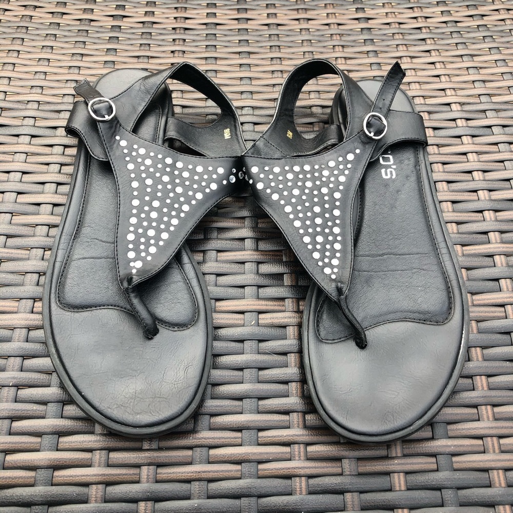 Women’s sandal